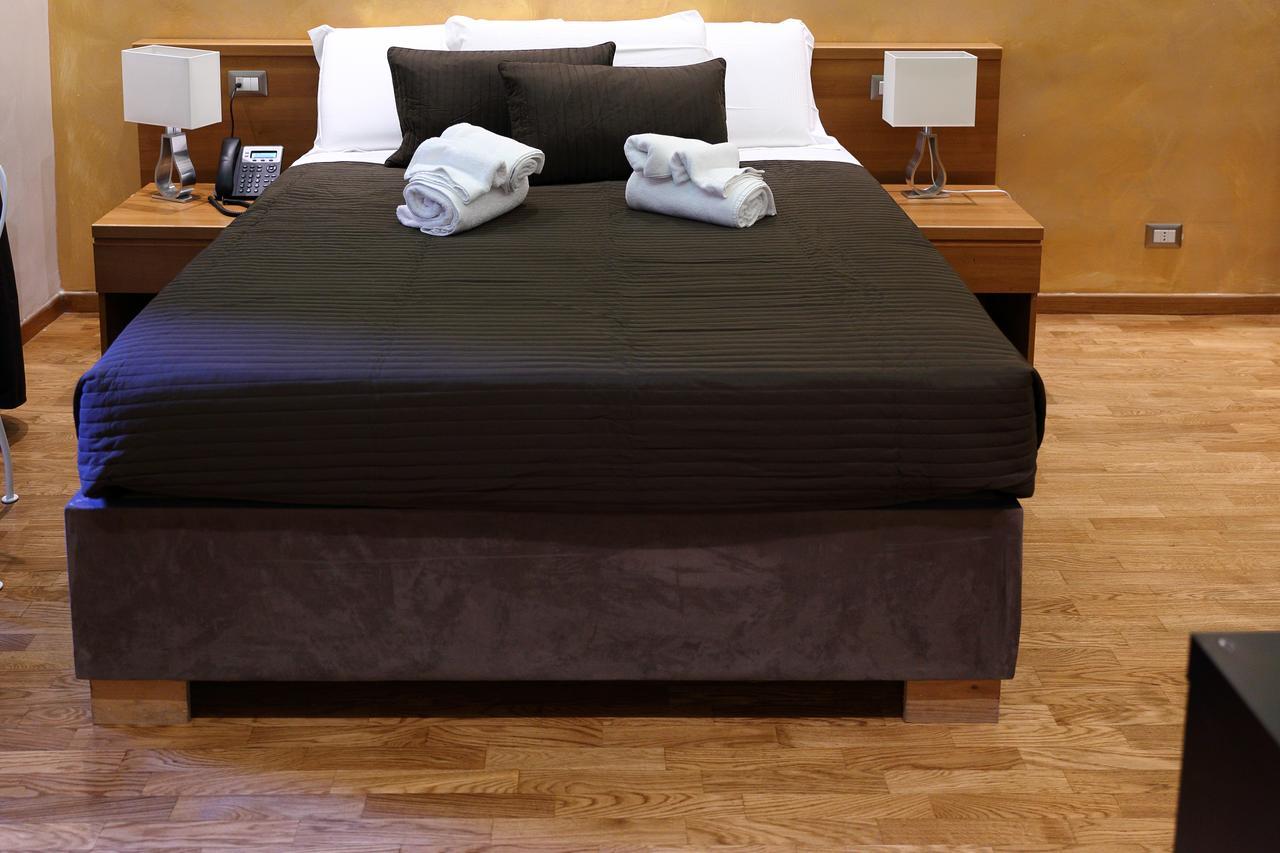 Mirko Luxury Inn Roma Ngoại thất bức ảnh